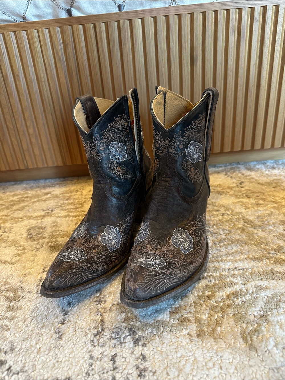 Corral Dark Brown Leather Floral Embroidered Heeled Boots